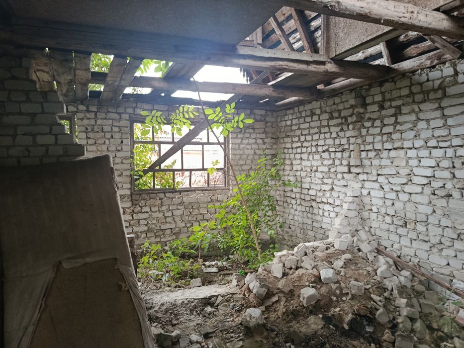 Демонтажні роботи вивіз сміття земляні роботи кладка газоблоку цегли