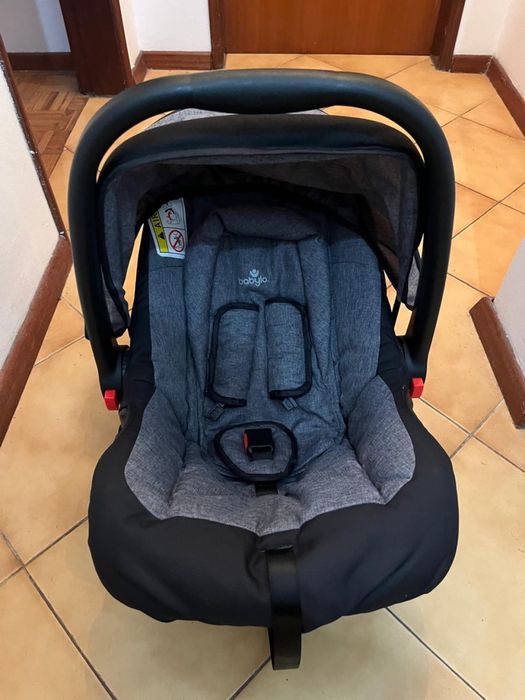 Cadeirinha de Bebé para Carro (Grupo 0+) – Bom Estado