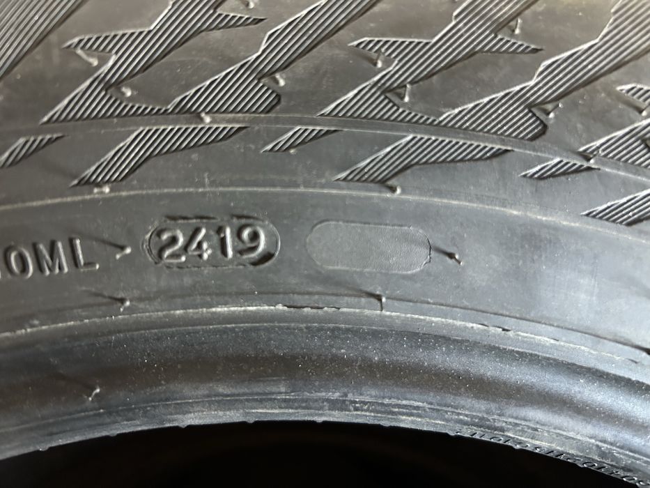 235 60 R18 107Т Nokian Hakkapeliitta 9 шип