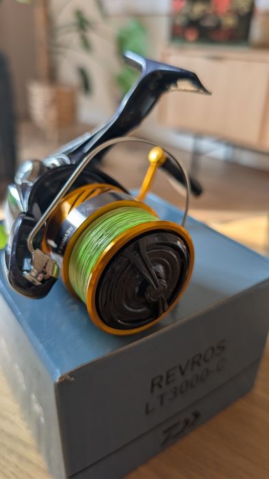 Daiwa Revros LT3000-C