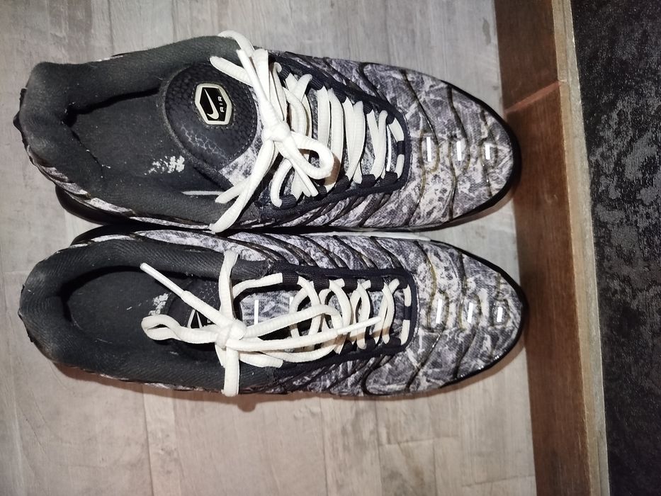 Кросовки nike tn