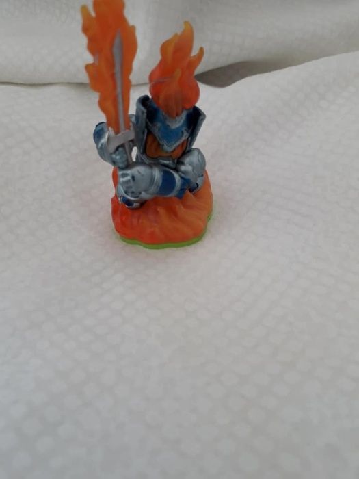 Skylanders Action Figures64730030843394123