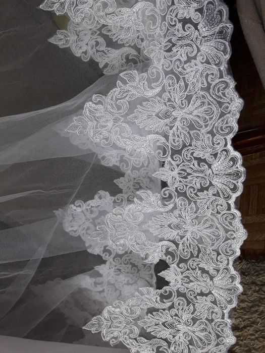 Плаття весільне батал