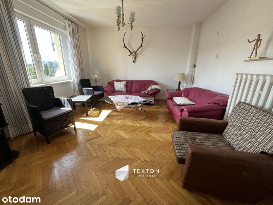Dwurodzinny dom z budynkiem gospodarczym, Nakło