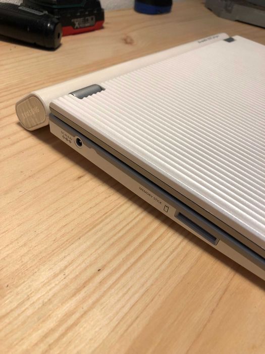 Leitor DVD portátil Samsung - com avaria