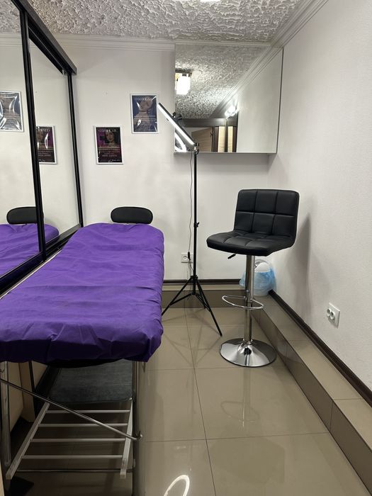 Сдам в аренду место для мастера парикмахера