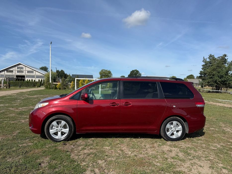 Toyota Sienna