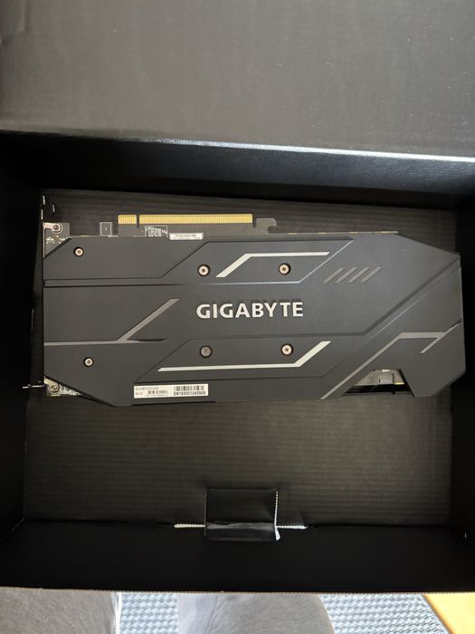 GTX 1660 Ti windforce OC 6gb + Ryzen 5 3600