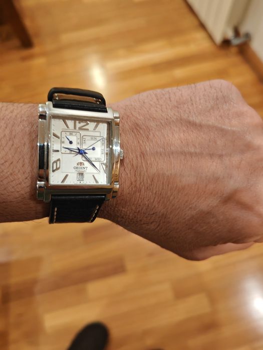 Relógio Automático Orient "Tank" ETAC-C1 CS