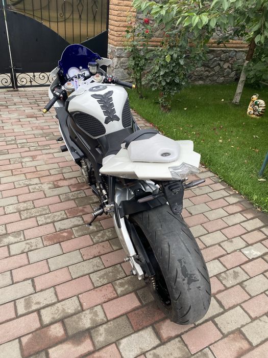 BMW S1000RR 2013 рік