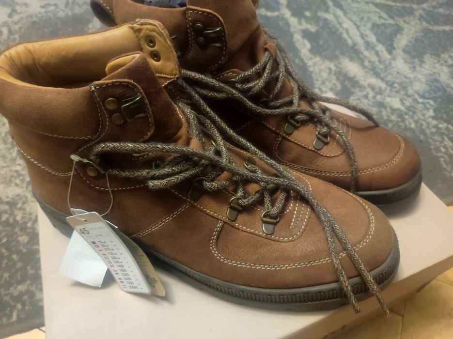 Buty  Lasocki  rozmiar 45