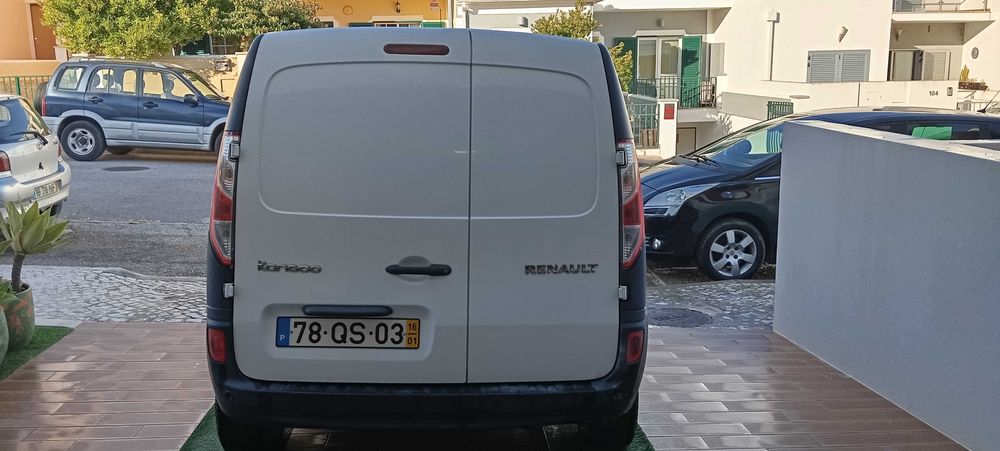 Renault Kangoo Business  2016 C/3 lugares,1 Proprietário , Nacional ,em ótimo estado.
