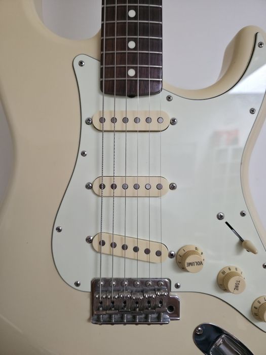 PROMO NATAL Fender Stratocaster Classic Special 60s