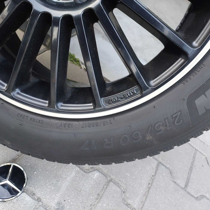 Opony z alufelgami Mercedes 215/60R17