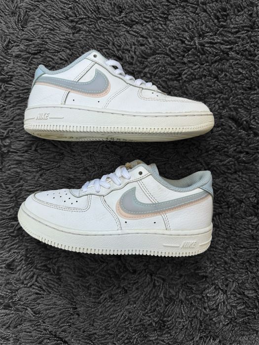 Кроссовки Nike Air Force