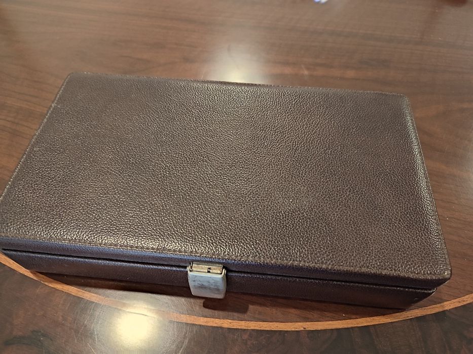 Estojo de viagem em pele castanha, homem