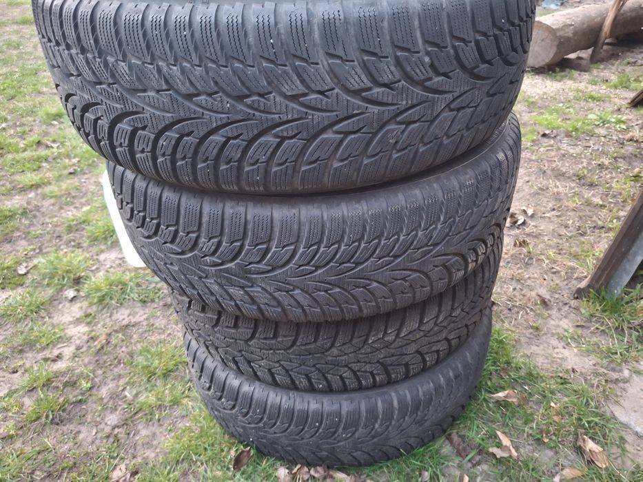 Opony zimowe 15x65x195