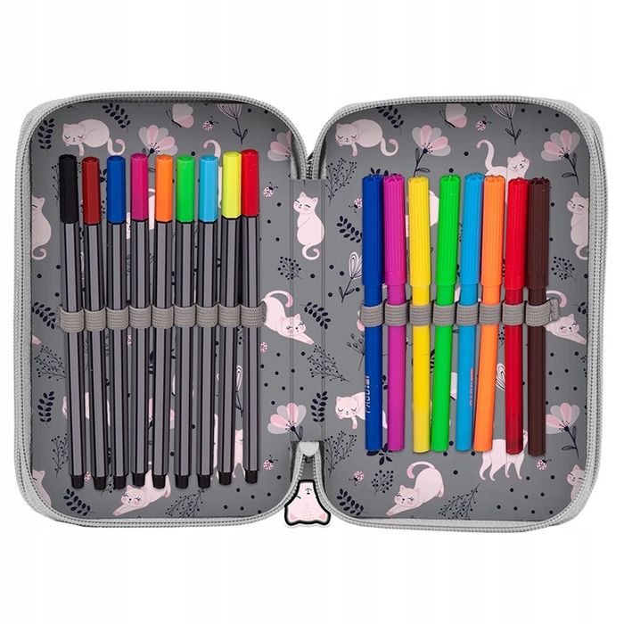 Trzykomorowy Piórnik Szkolny Z Wyposażeniem Paso Z Kotkiem Kotek Bryty