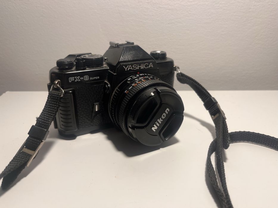 yashica fx-3 super 2000 + 50 mm f1.9 obiektyw