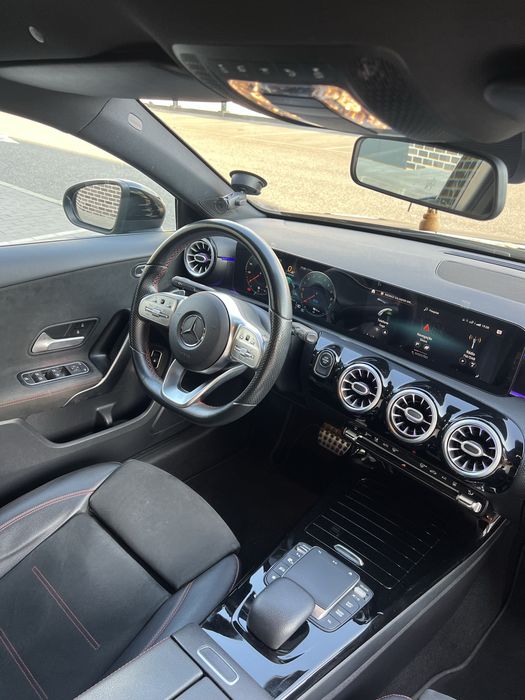Mercedes A250e AMG Line