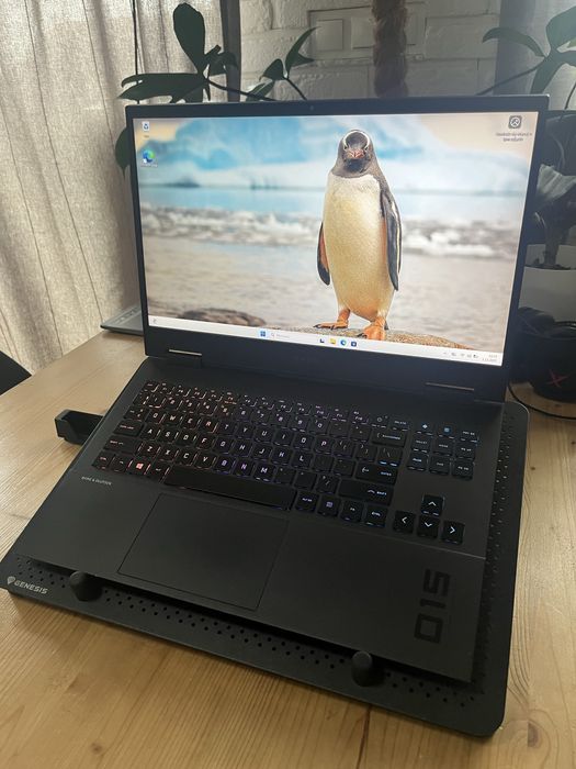 HP Omen 15 i5‑10300H/RTX 2060/16 GB RAM/300 Hz + podstawka + słuchawki