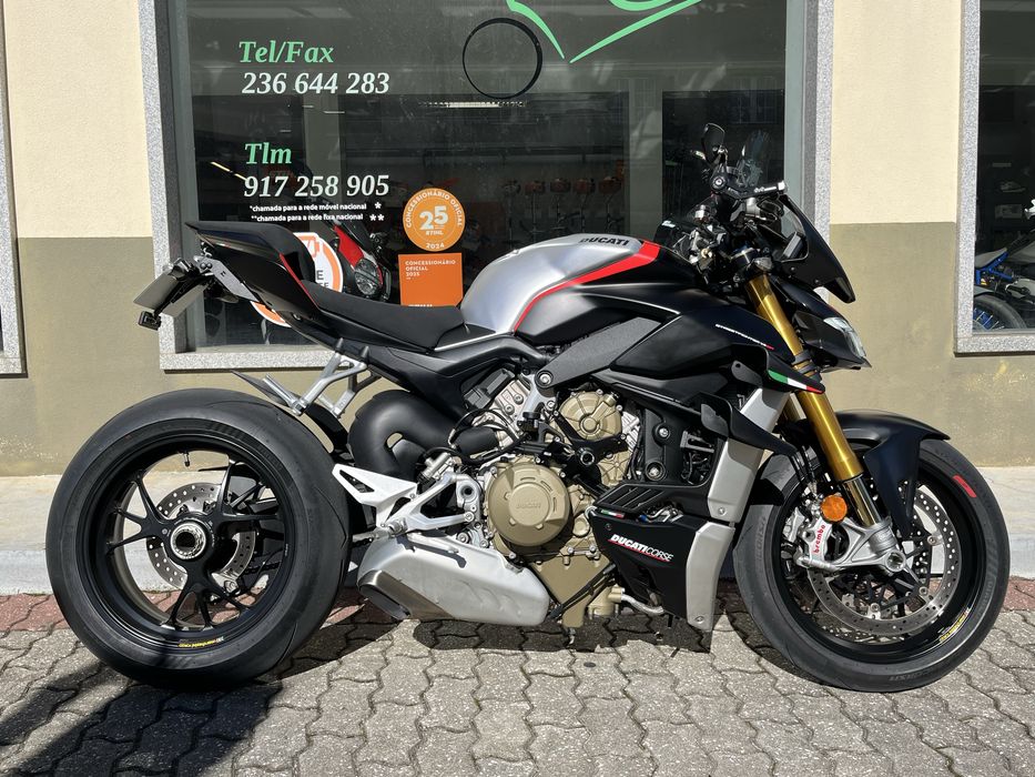 Ducati Streetfighter V4S