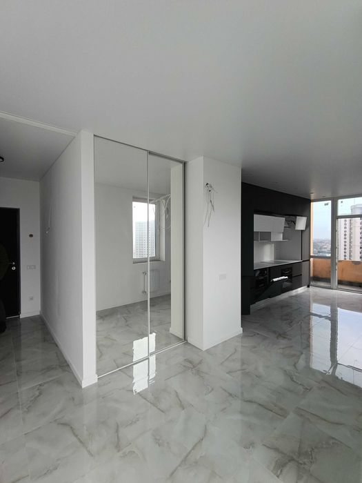 Продам 3-комн. квартиру с шикарным ремонтом на Таирова ЖК Маршал Сити