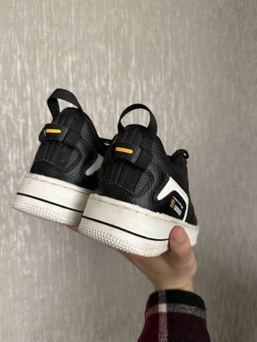 Кросівки схожі на Nike air force black. 37 розмір