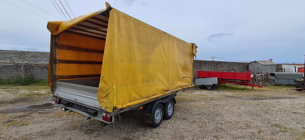Reboque de mercadorias marca Daltec 3500 kgs
