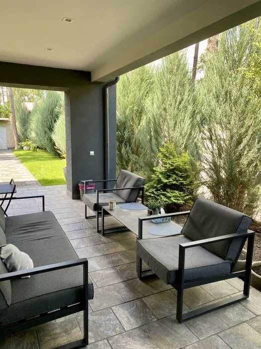 Для цінителів комфорту та тиші з дизайнерським ремонтом в лісовій Бучі