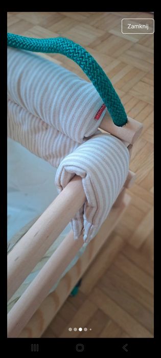 Drewniana huśtawka domowa dla dziecka