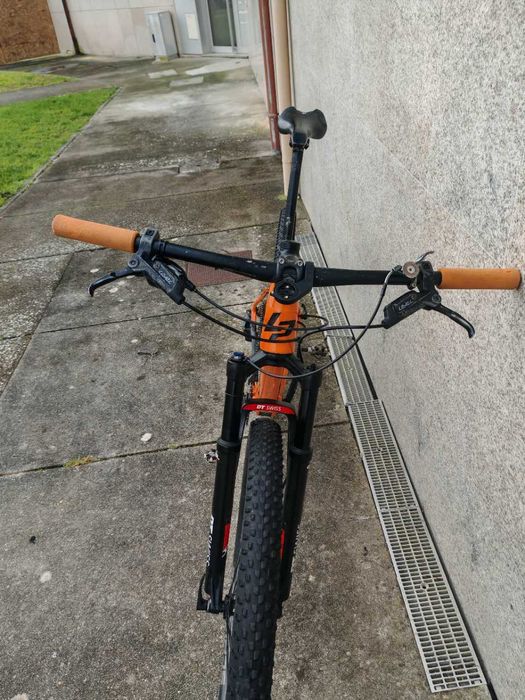 Bicicleta BTT Lapierre  Quadro em carbono