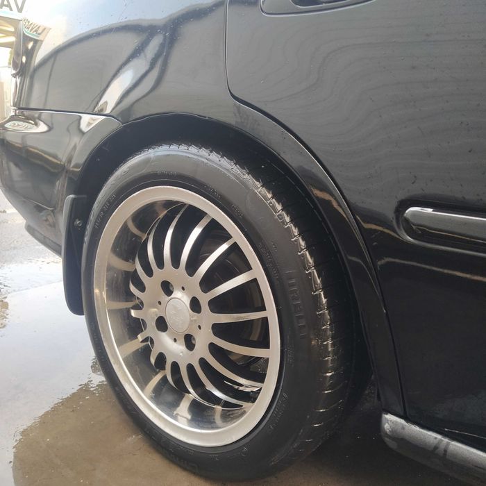 Jantes 4x100 (estavam montadas num Honda Civic eg9 vti)