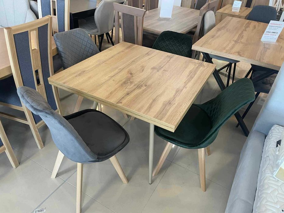 (182WN) Stół kwadratowy 90 x 90 cm + 4 krzesła, wyprzedaż 399 zł