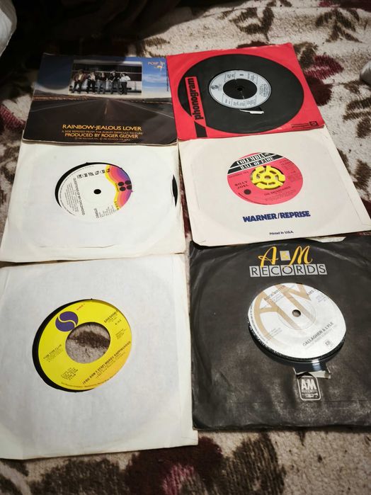 4 singles de vinil todos importados made in usa e uk
