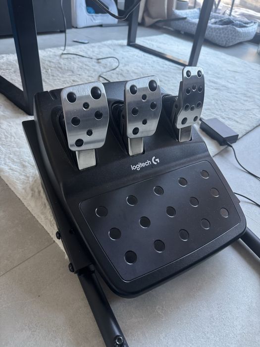 Kierownica Logitech G920 plus Stelaż/Fotel