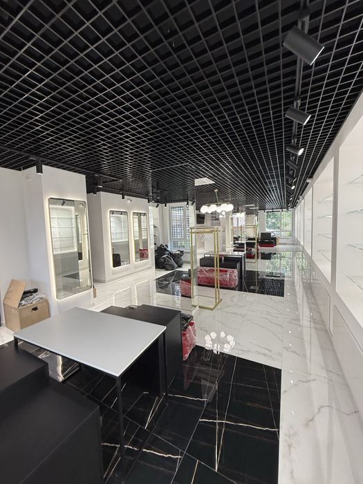 Оренда або продаж торгового приміщення, Львів, вул. Пасічна, 94а