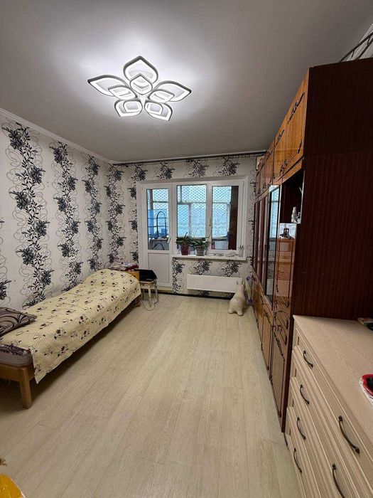 3 кімнатна квартира на вул. Мстиславська 42