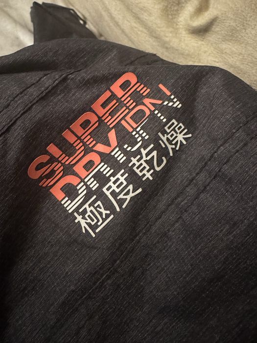 Куртка вітрова технічна superdry жіноча