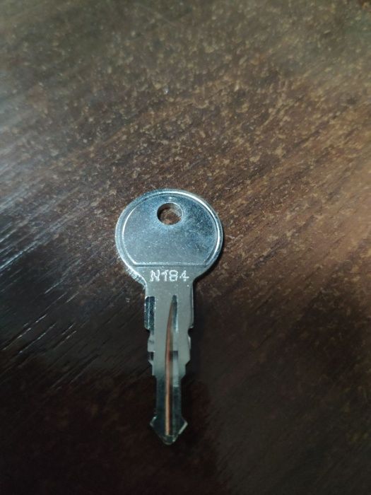 Ключі Thule Terra Hapro Modula усі номери для замків багажників боксів