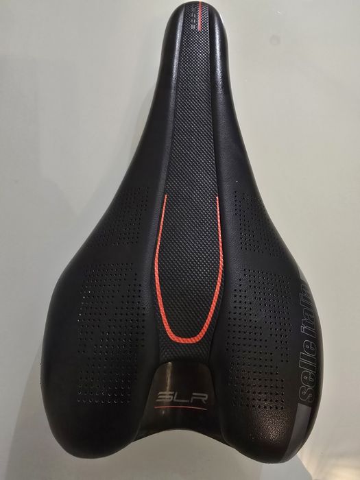 Vendo selim selle italia slr boost kit carbon
Selim Selle Italia SLR