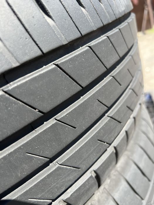 215/55r17 Goodyear Efficient grip performance шини літні комплект