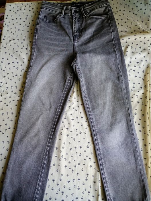 Джинси сірі skinny Guess