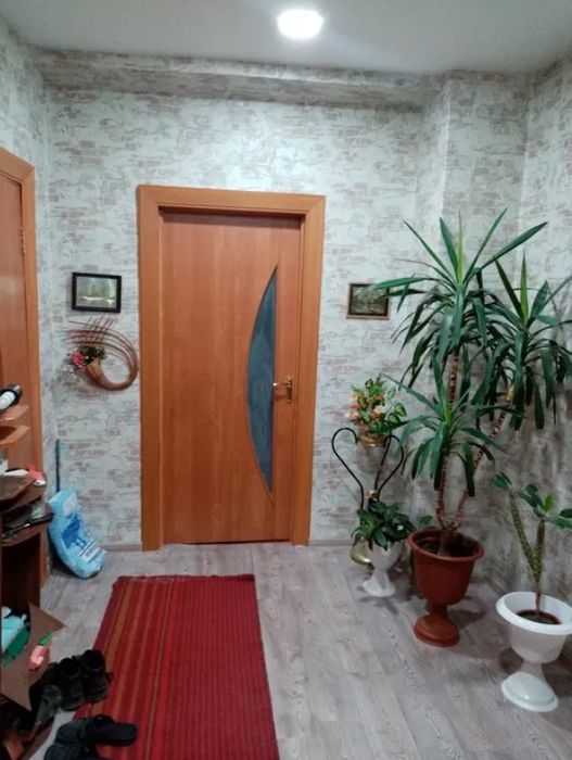 Продається трикімнатна квартира у місті Здолбунів-2.