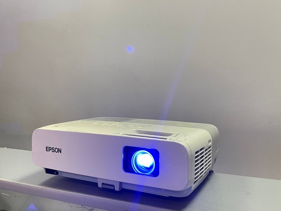 Проектор Epson H325B