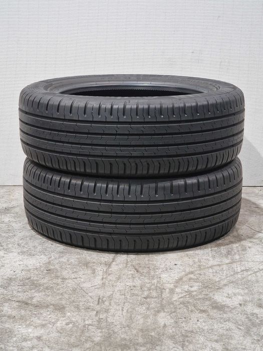 2 Pneus 205/55R17 CONTINENTAL Semi Novos