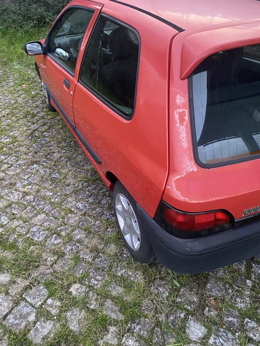 Renault clio 1.2 D7F