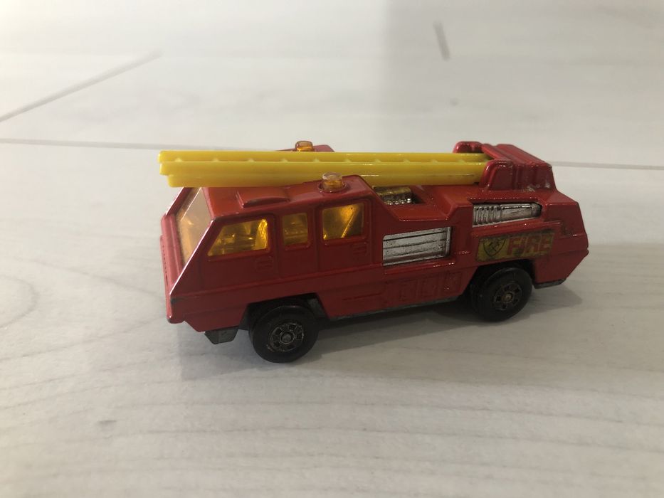 MATCHBOX straż pożarna 1975 rok Superfast