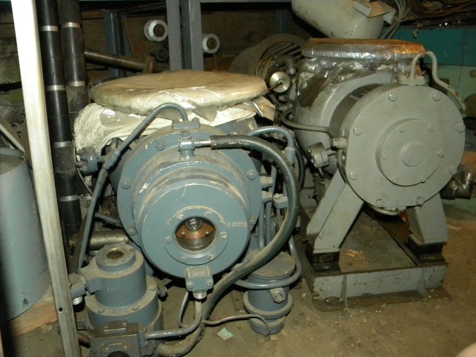 Вакуумный насос АВЗ-20,2НВБМ-160,НВДМ-250,ТМН-1000.