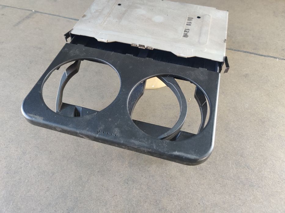 golf 4 uchwyt na napoje cupholder